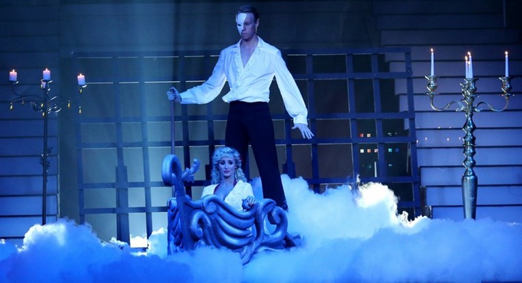 Dancing with the Stars week 10